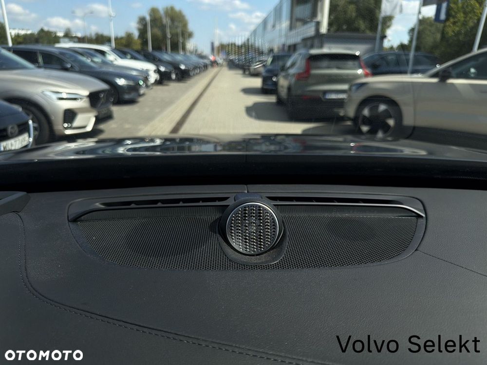 Volvo XC 90 - 31