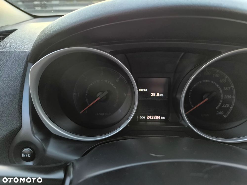 Mitsubishi ASX 1.8 DID Instyle 4WD AS&G - 9