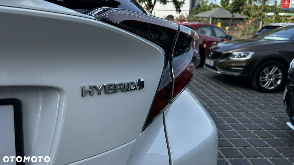 Toyota C-HR - 33