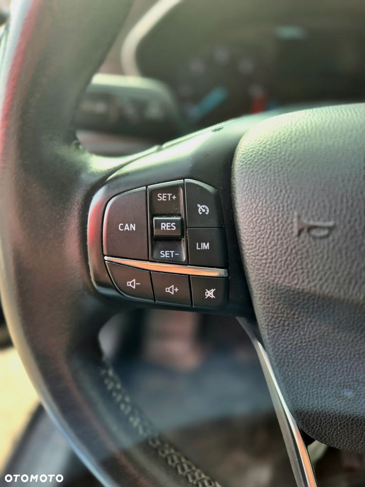 Ford Focus 1.5 EcoBlue SCR Connected - 19
