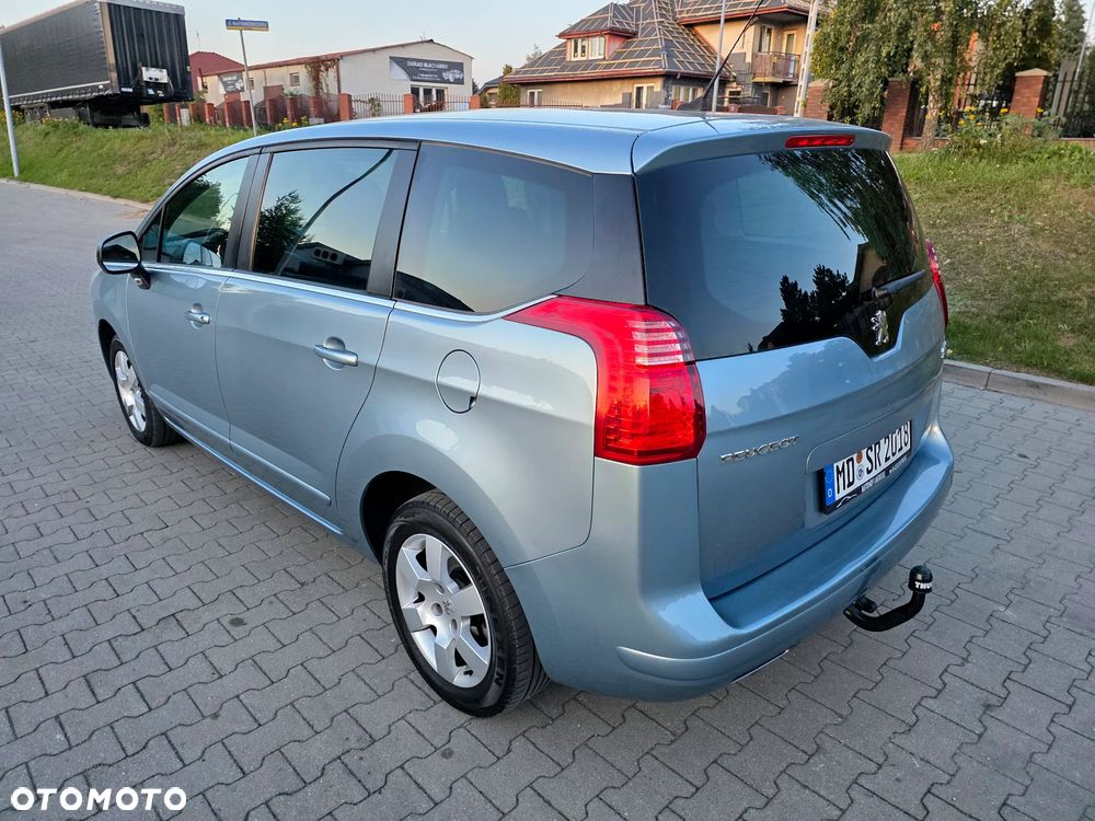 Peugeot 5008 - 4