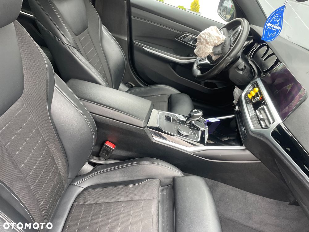 BMW Seria 3 330d Luxury Line sport - 7