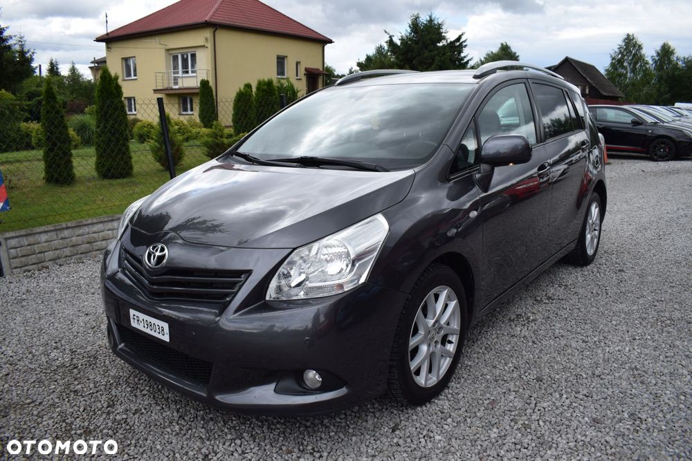 Toyota Verso - 1