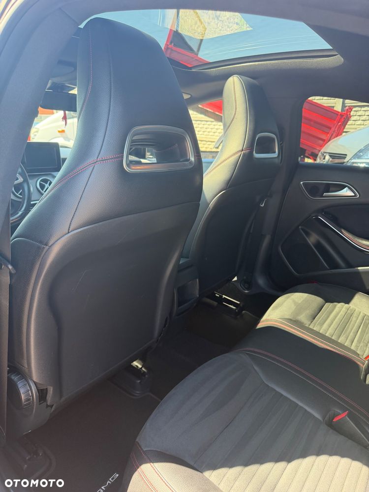 Mercedes-Benz CLA 200 7G-DCT AMG Line - 9
