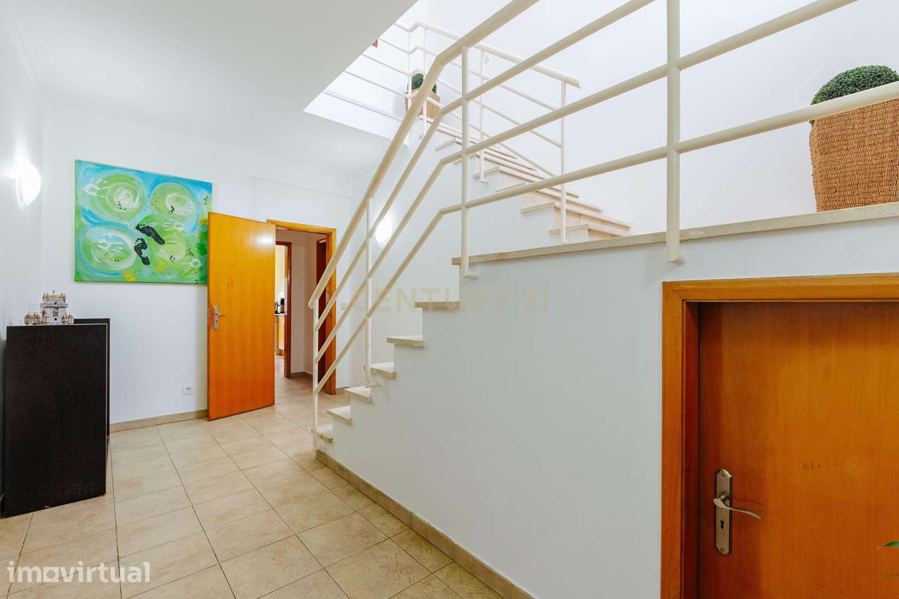 Moradia isolada T4, Sarilhos Grandes, Montijo, onde o espaço é um luxo - Grande imagem: 3/50