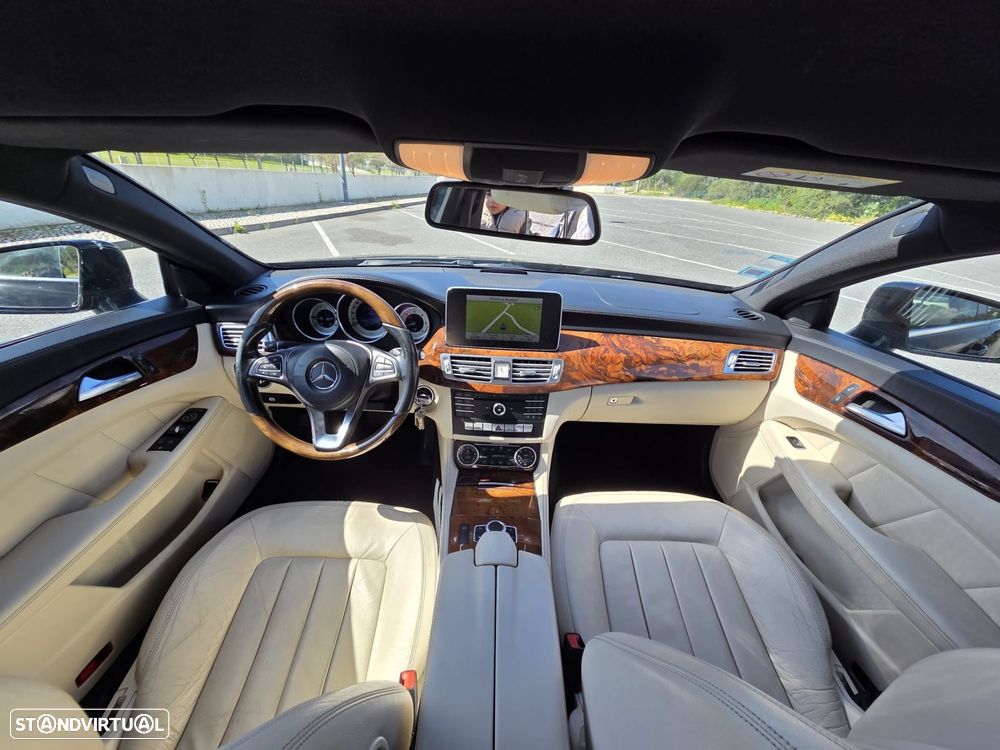 Mercedes-Benz CLS 350 d 4-Matic - 11