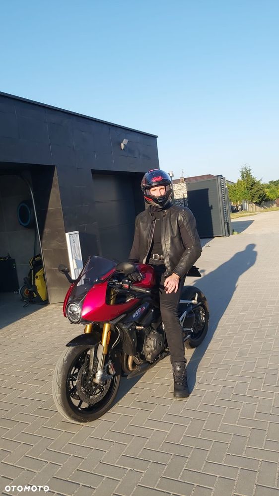 Triumph Speed Triple - 1