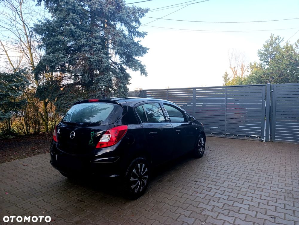 Opel Corsa 1.2 16V Cosmo EasyTronic - 4