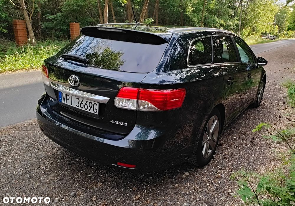 Toyota Avensis 2.0 D-4D Style - 6