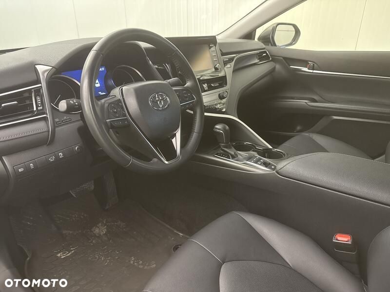 Toyota Camry 2.5 Hybrid Comfort CVT - 10