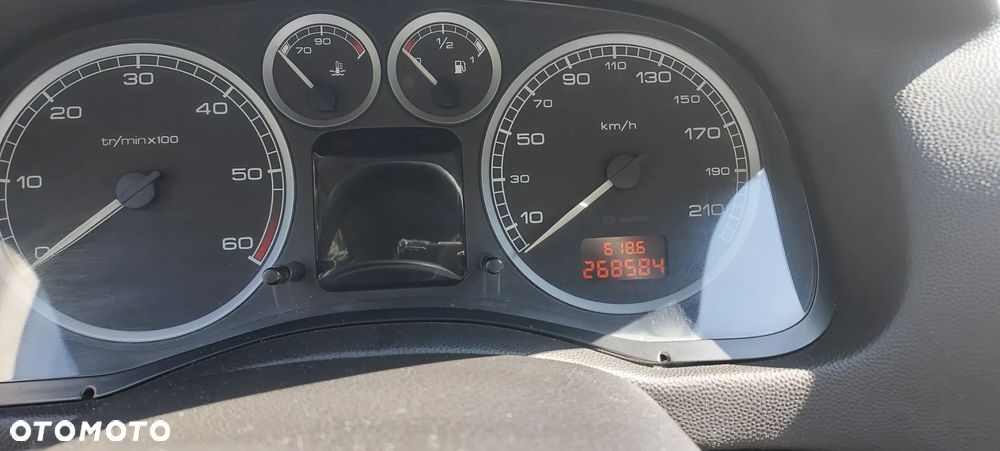 Peugeot 307 HDi 110 Premium - 5