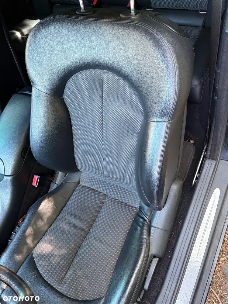 Mercedes-Benz CLK 200 Kompressor Avantgarde - 13