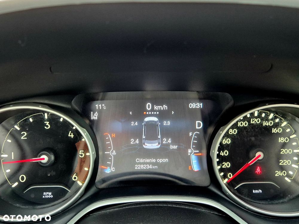 Jeep Compass 2.0 MultiJet Active Drive Automatik Limited - 28