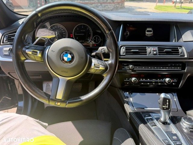 BMW Seria 5 520d Aut. - 13