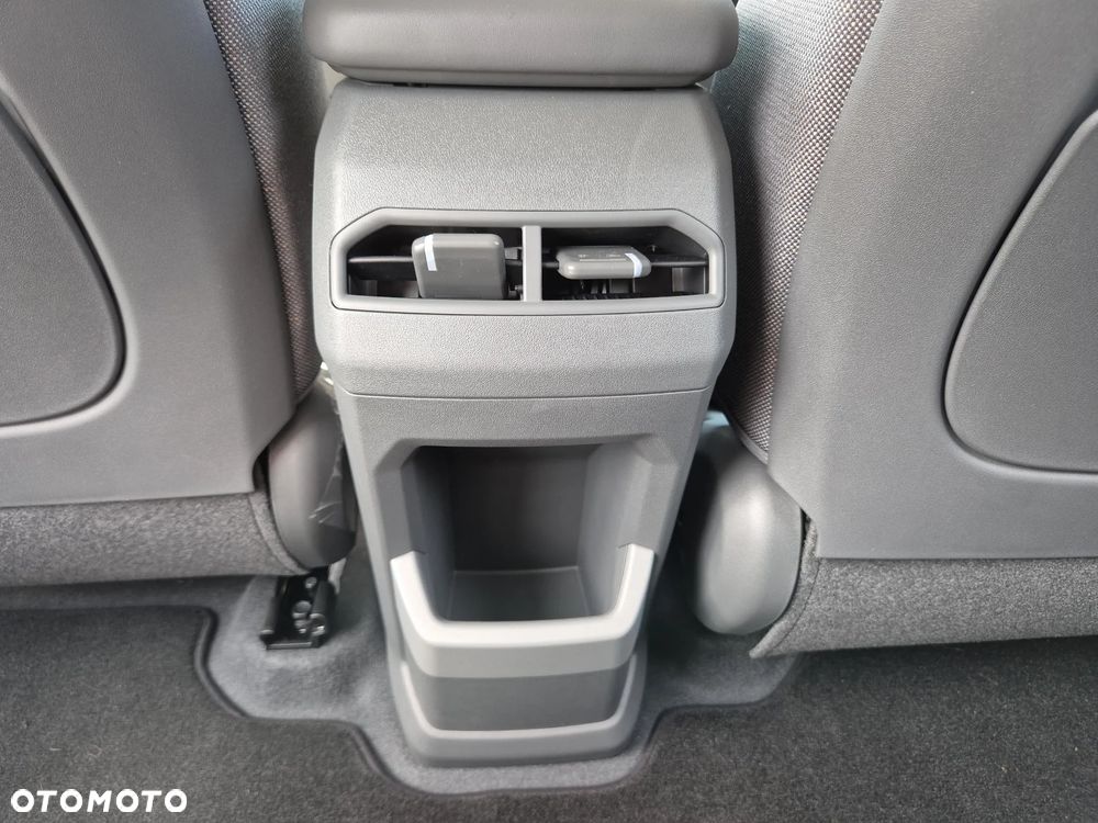 Kia EV3 81.4kWh Earth - 26