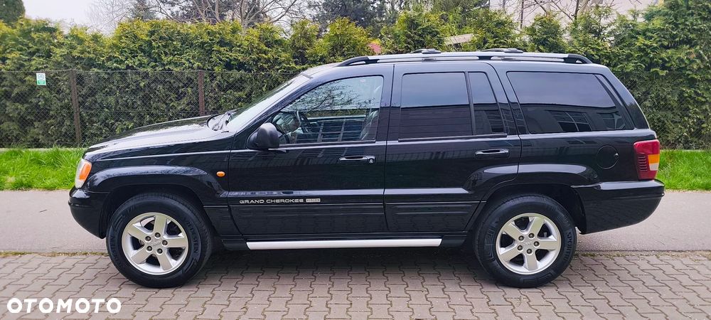 Jeep Grand Cherokee - 17