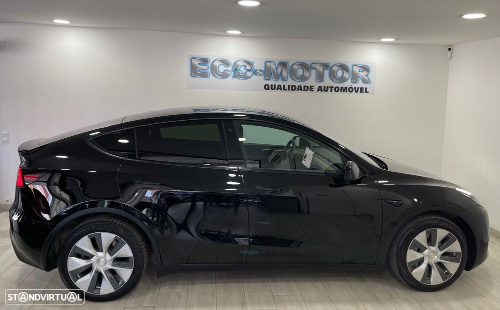 Tesla Model Y Standard - 13