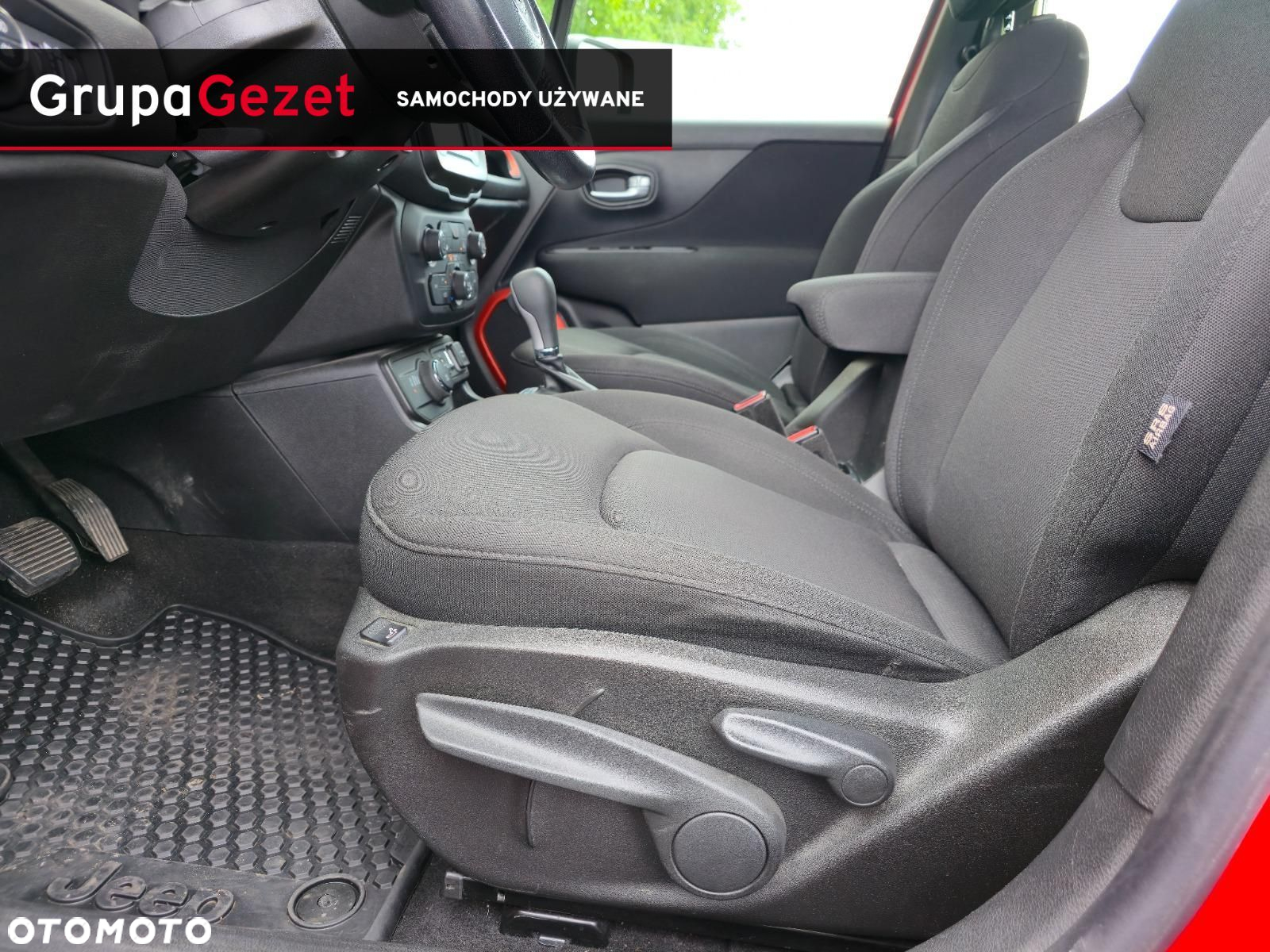 Jeep Renegade 1.3 GSE T4 Turbo Upland 4x4 S&S - 24