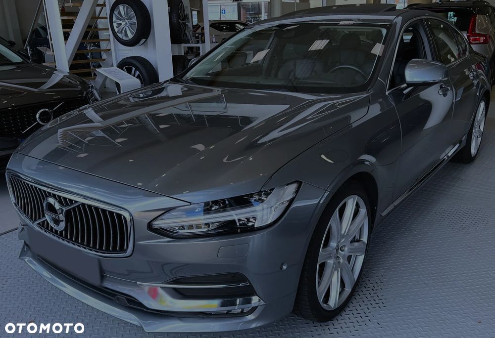 Volvo S90 - 1