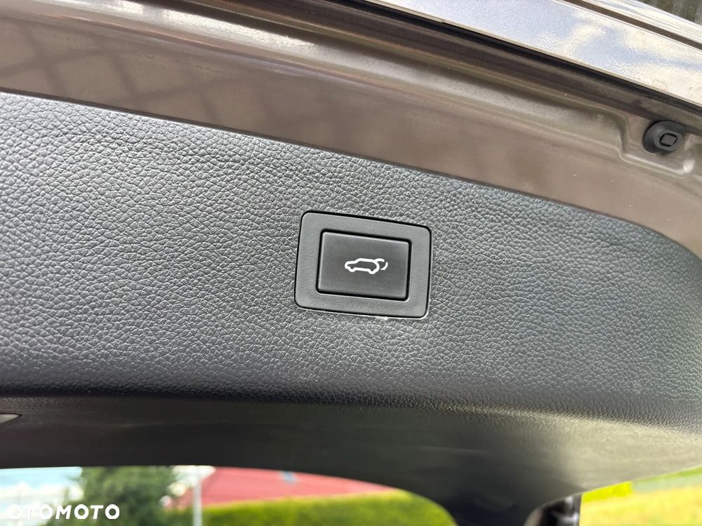 Hyundai i40 Kombi 1.7 CRDi Premium - 17