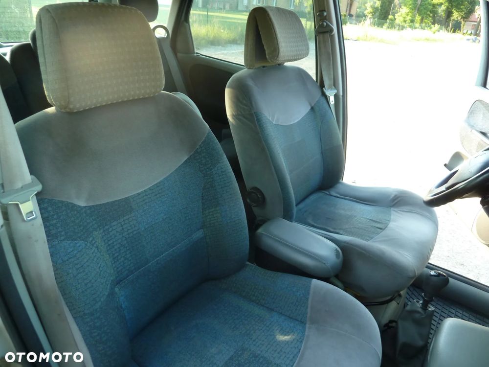 Renault Scenic 1.6 16V Authentique - 35