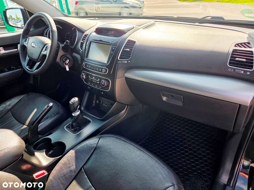 Kia Sorento 2.0 CRDI XL 7os - 32