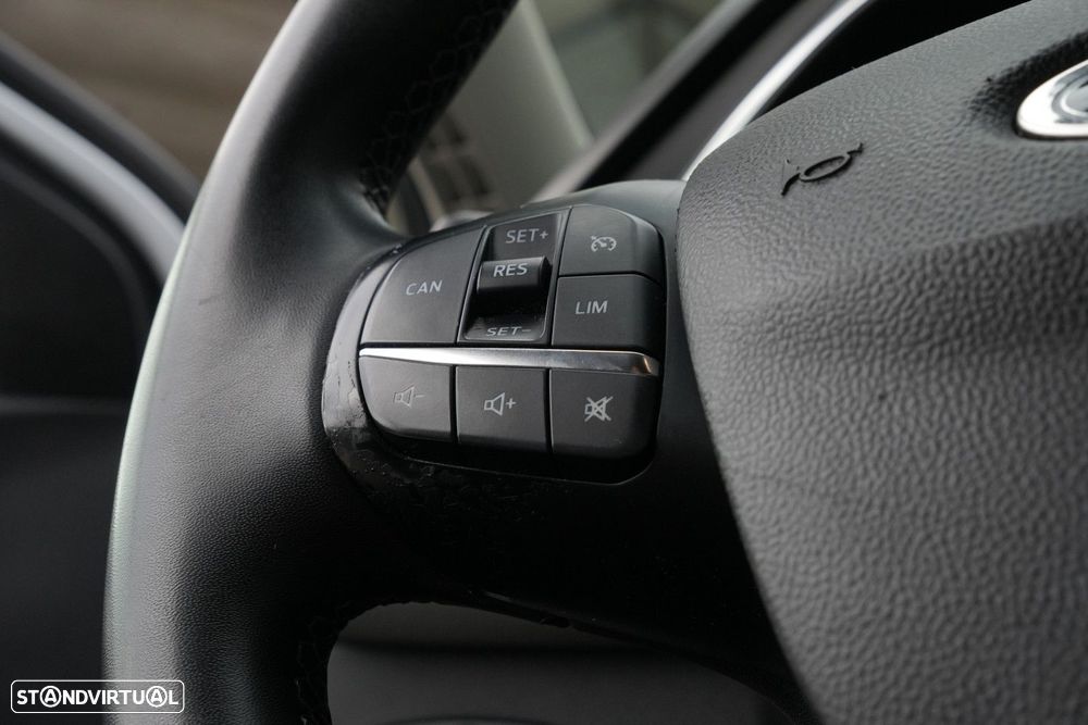 Ford Focus 1.0 EcoBoost MHEV Titanium - 15