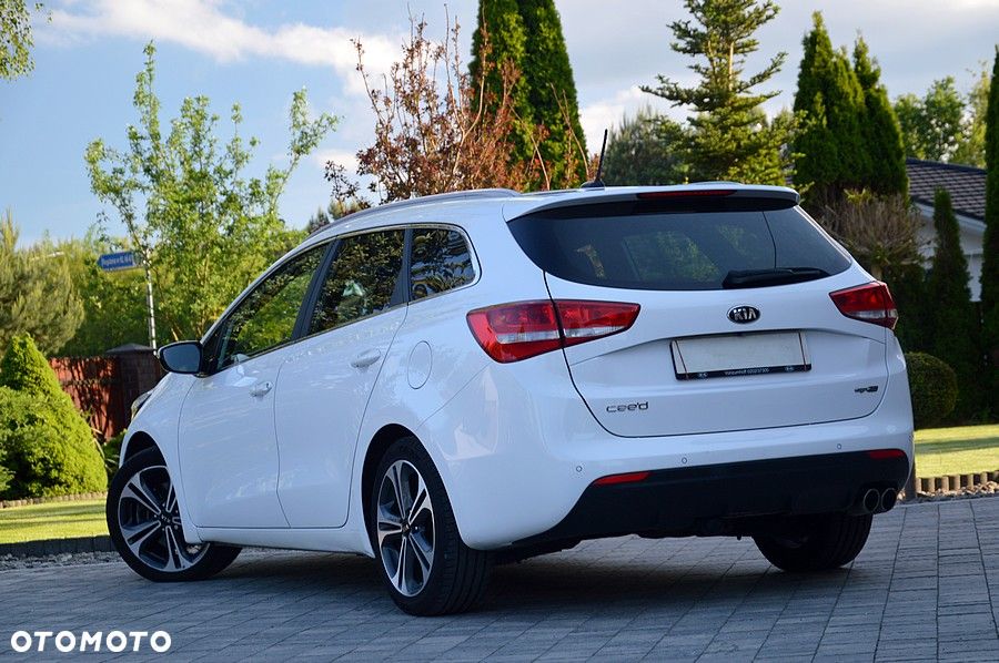 Kia Ceed 1.6 CRDi GT Line DCT - 13