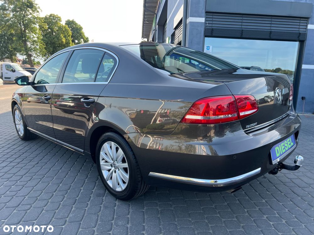 Volkswagen Passat 1.6 TDI BMT Comfortline - 6
