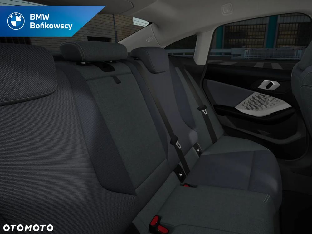 BMW Seria 2 220i mHEV - 10