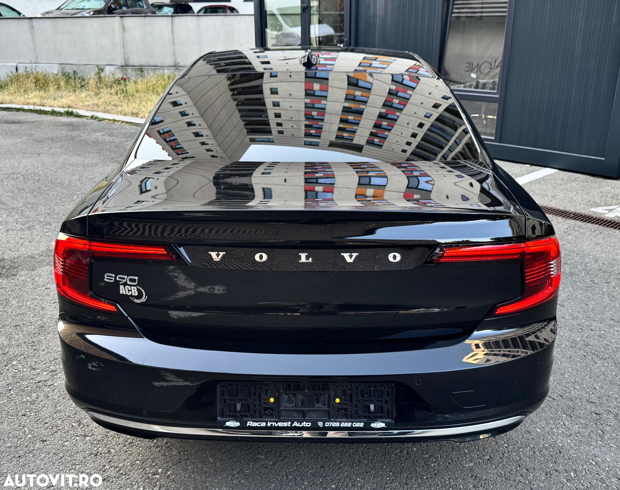 Volvo S90 T8 Recharge AWD Geartronic Inscription Expression - 4
