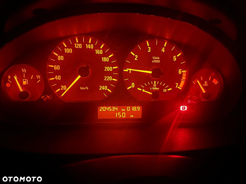 BMW Seria 3 316i - 13