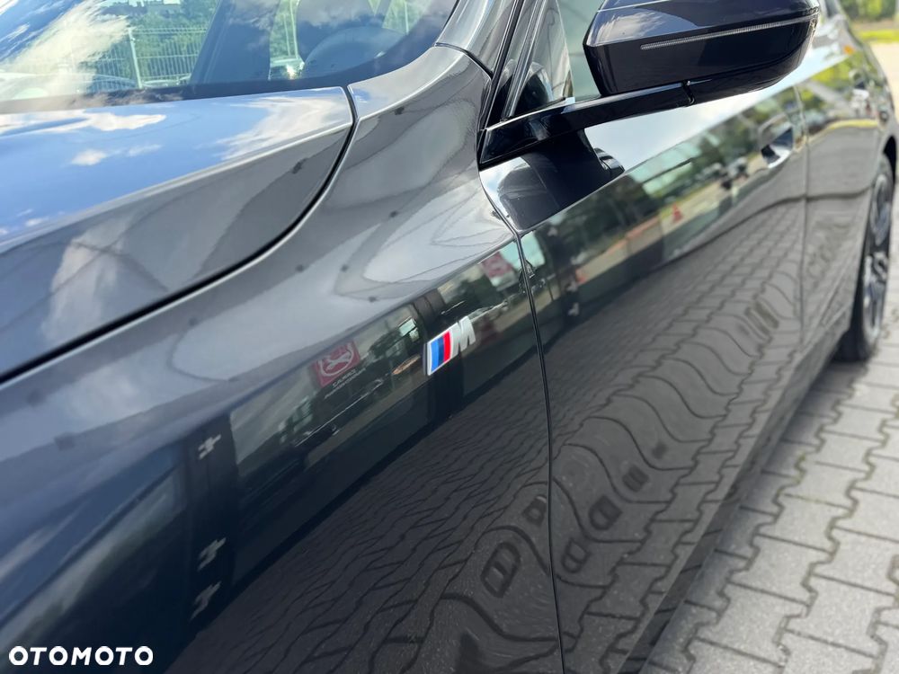 BMW Seria 5 520d xDrive mHEV M Sport - 12