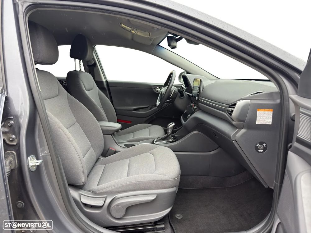 Hyundai Ioniq 1.6 GDI PHEV Tech - 14