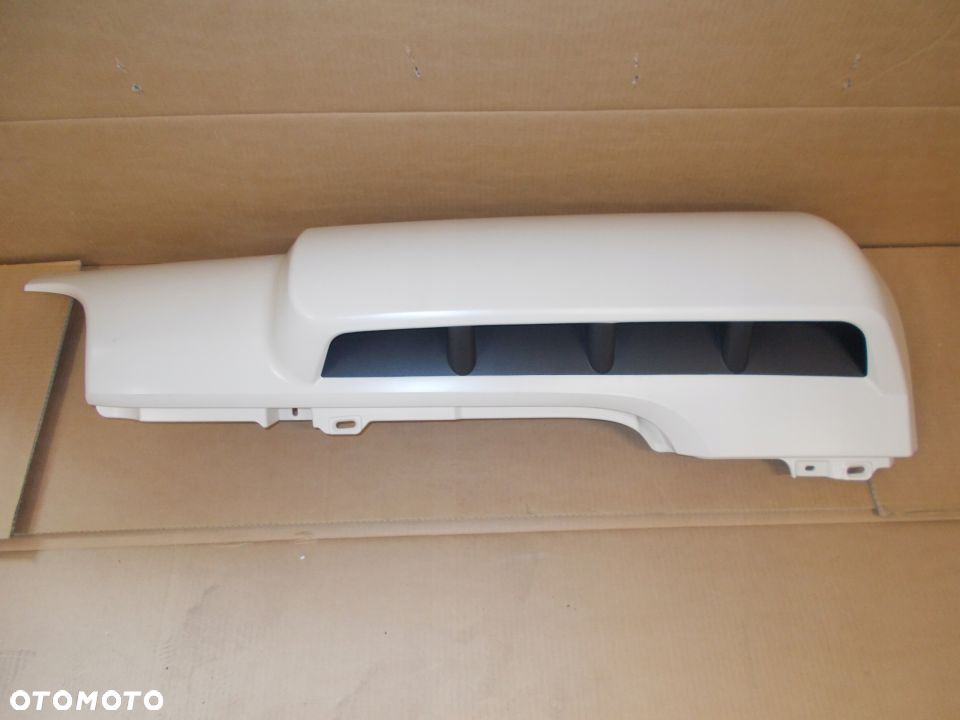 OWIEWKA KABINY LEWA RENAULT PREMIUM - 1