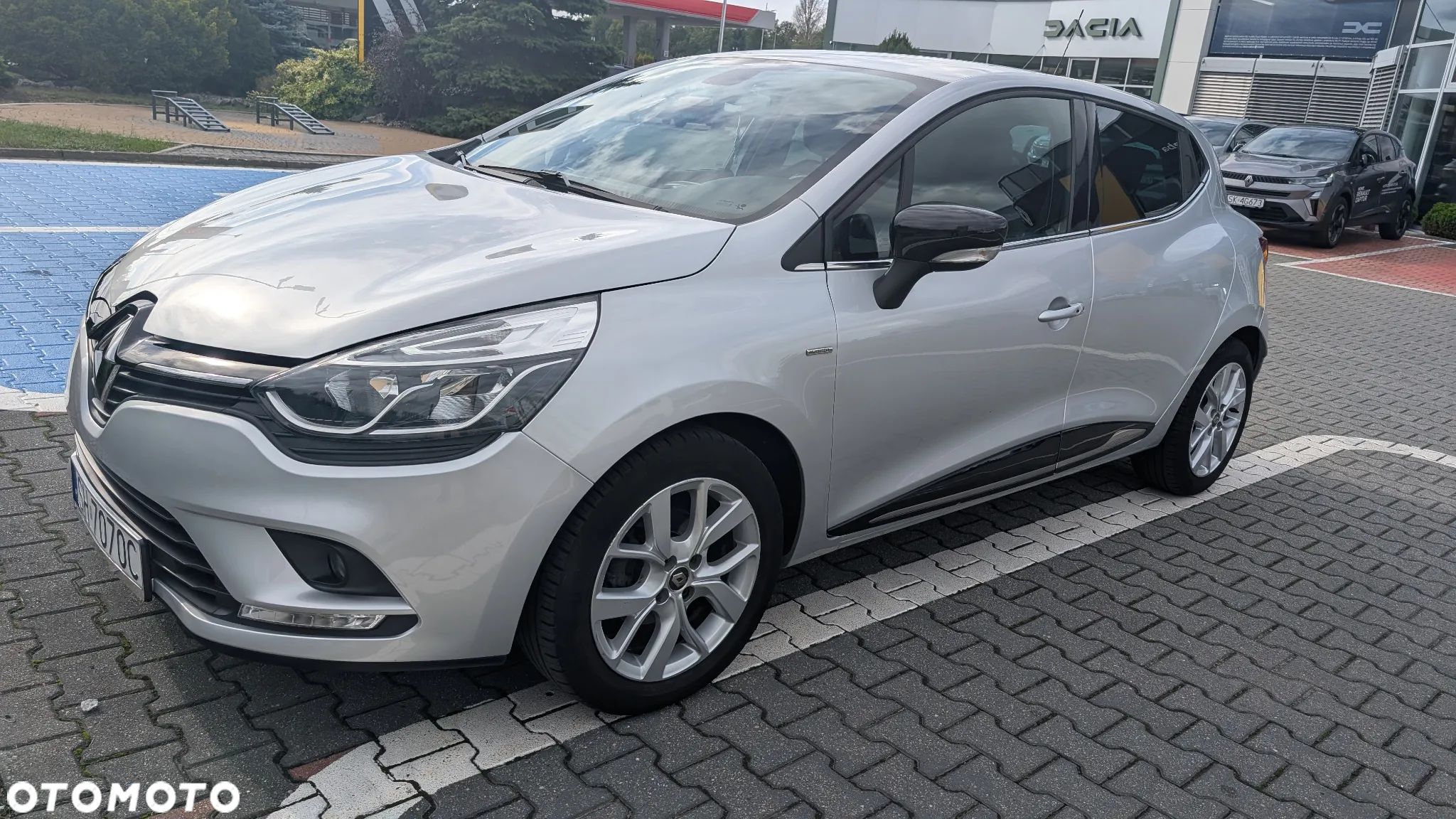 Renault Clio 0.9 TCe Limited - 1