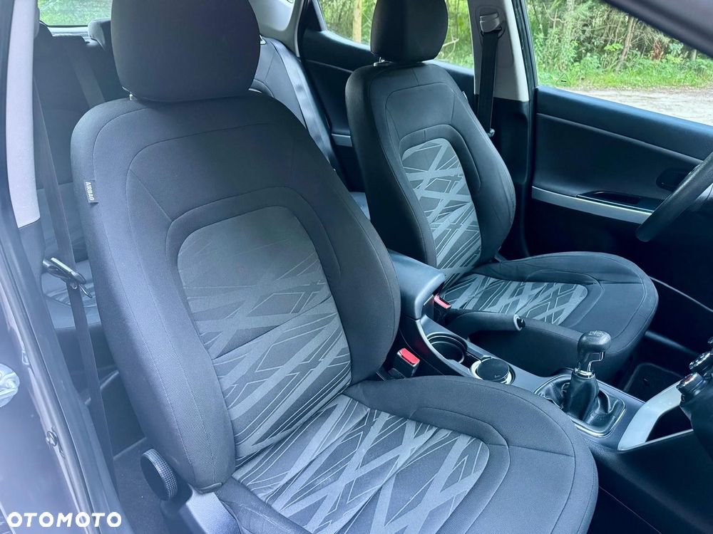 Kia Ceed 1.4 CVVT Attract - 19