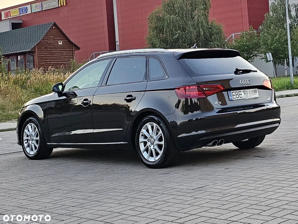 Audi A3 Sportback 1.4 TFSI cylinder on demand ultra Ambiente - 4