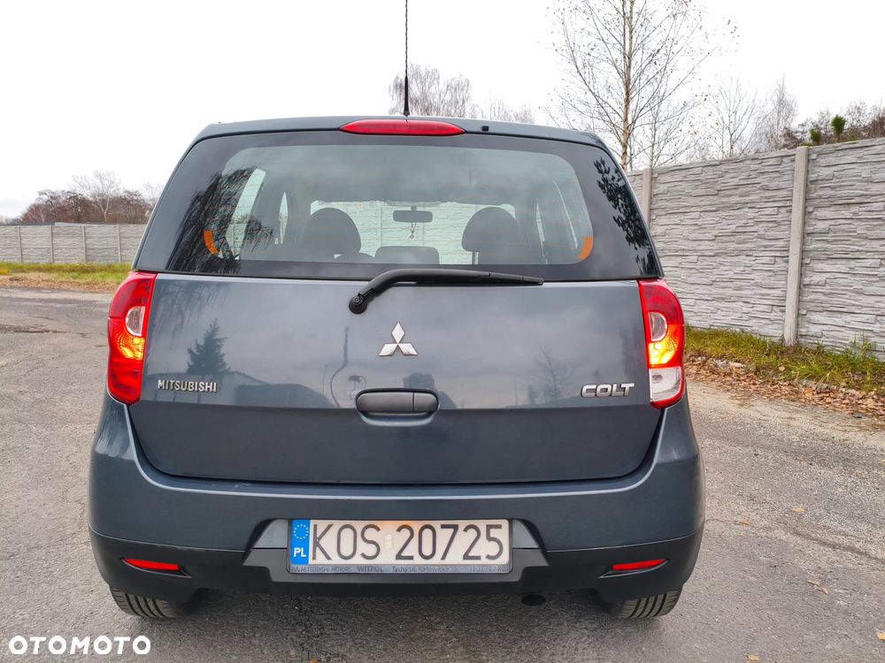 Mitsubishi Colt 1.3 Inform - 11