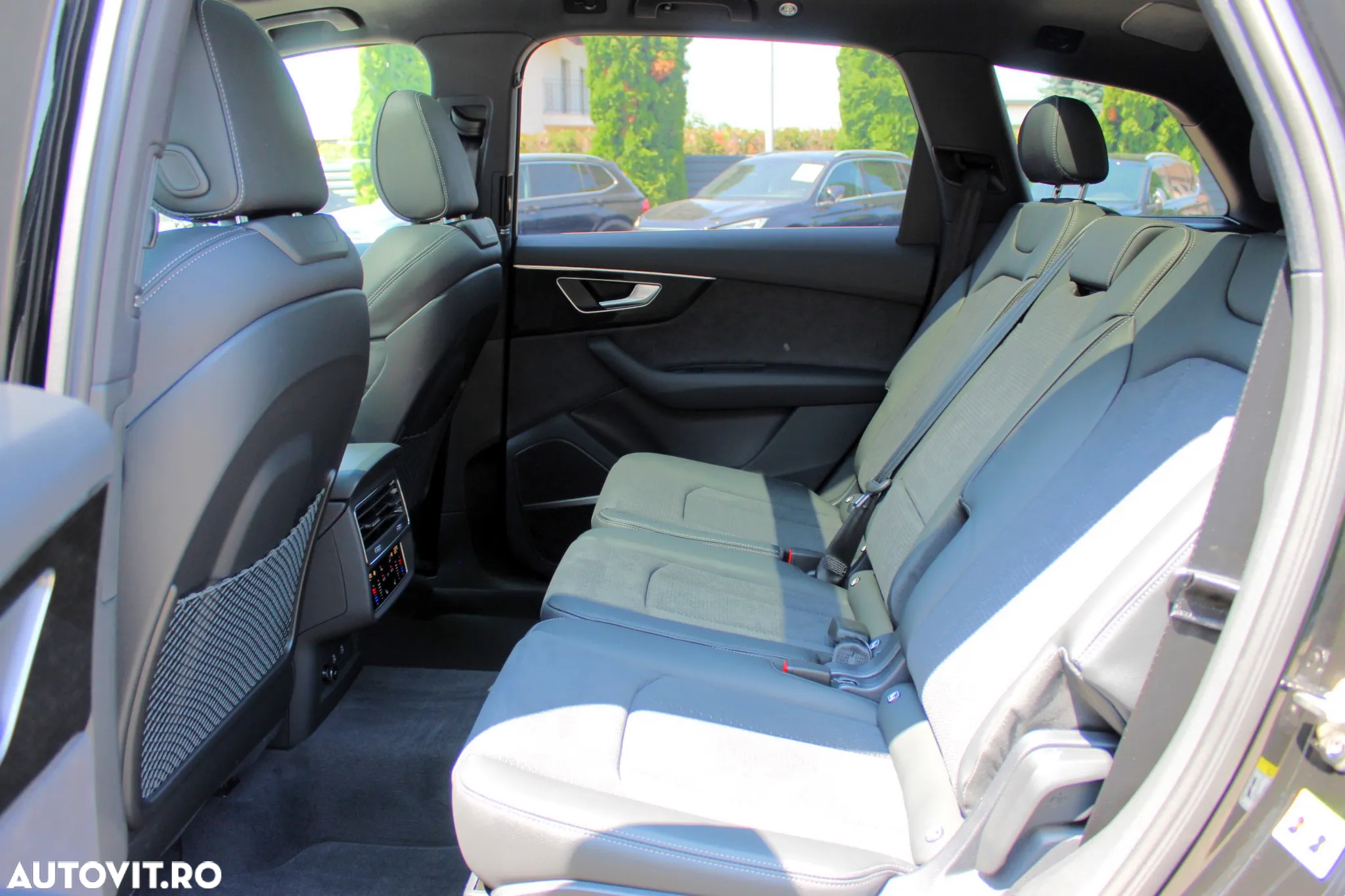 Audi Q7 55 TFSI quattro Tiptronic MHEV S Line - 12