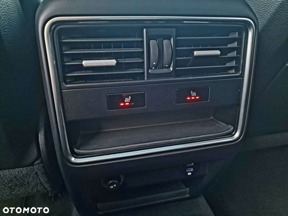 Porsche Cayenne - 23
