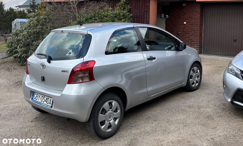 Toyota Yaris - 6