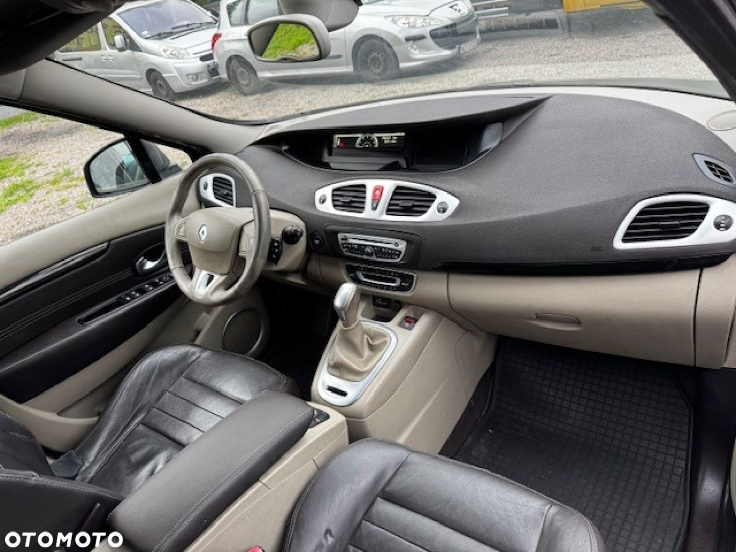 Renault Scenic - 8
