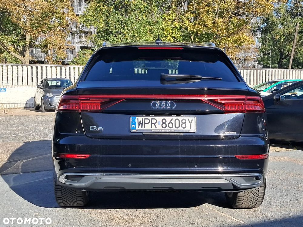 Audi Q8 55 TFSI quattro tiptronic - 32
