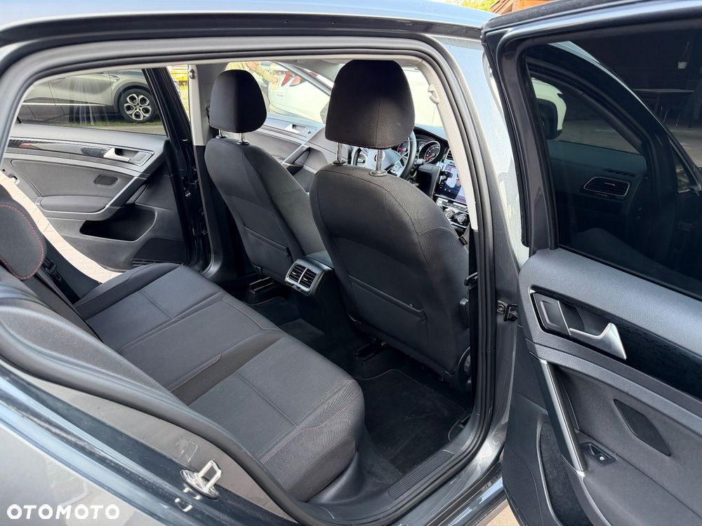 Volkswagen Golf 1.6 TDI DSG Sound - 30