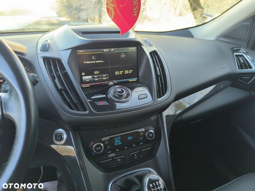 Ford Kuga 2.0 TDCi 2x4 Titanium - 18