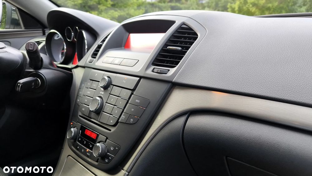 Opel Insignia 1.6 T Sport - 24