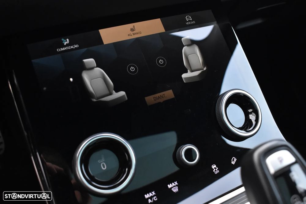 Land Rover Range Rover Evoque 1.5 P300e AWD R-Dynamic SE Auto - 47