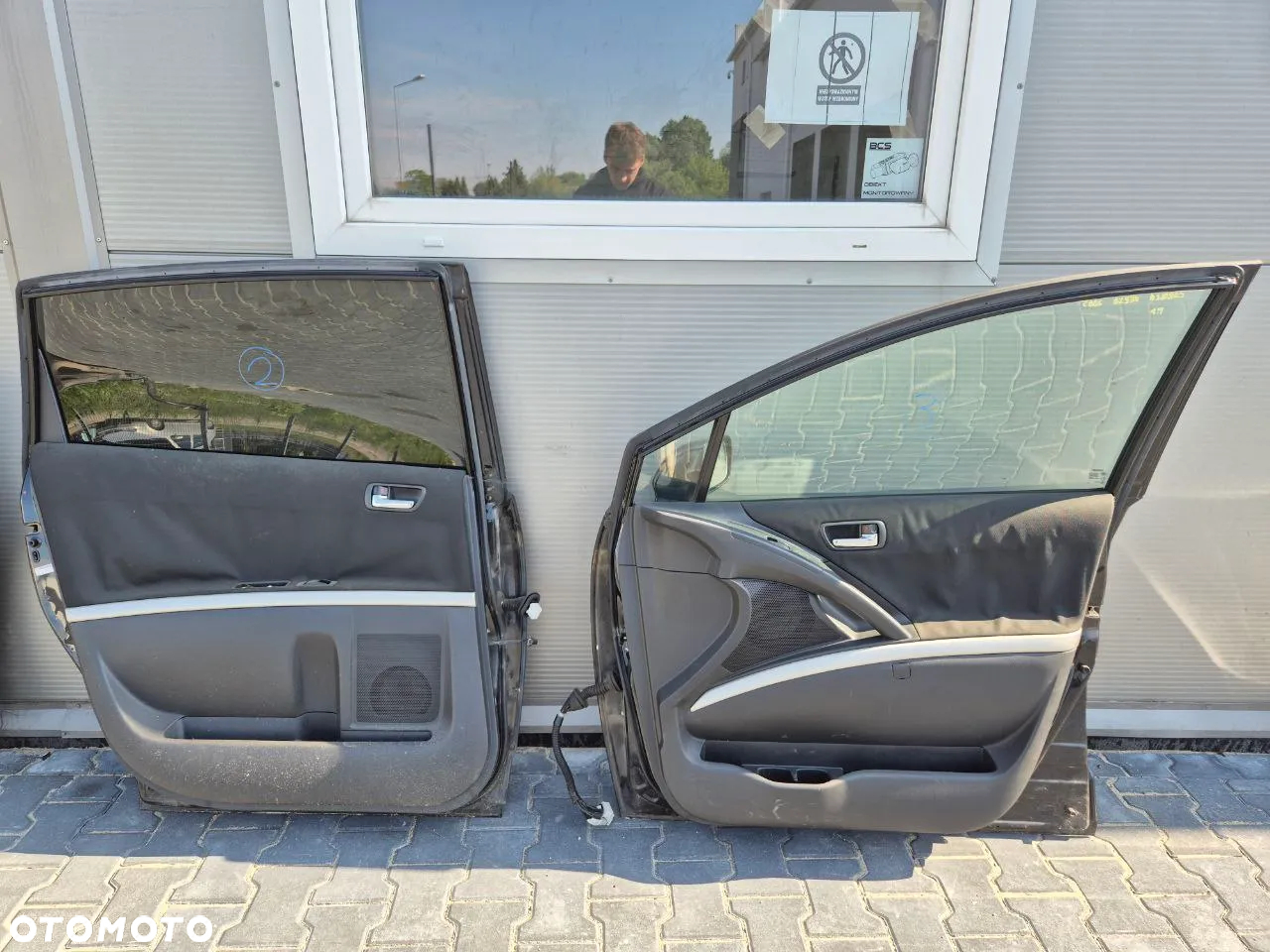 TOYOTA COROLLA VERSO 05r KLAPA BAGAŻNIKA / DRZWI CZARNY - 9
