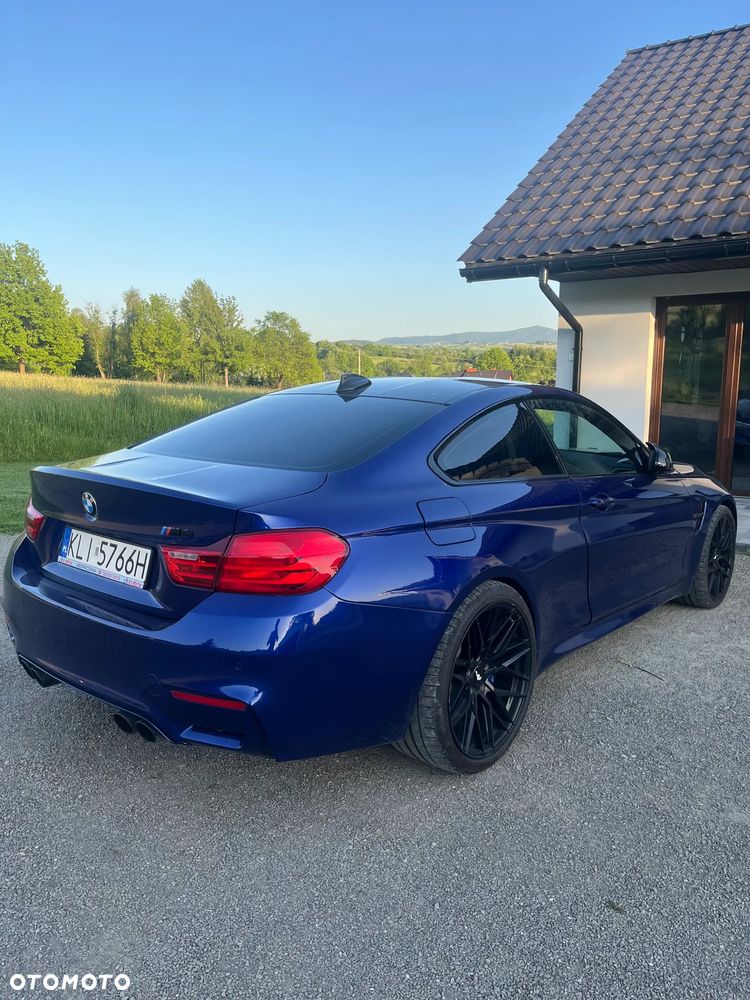 BMW M4 DKG - 8